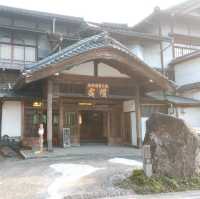 鳥取県の天然岩・岩窟の湯と絶品料理！旅館大橋