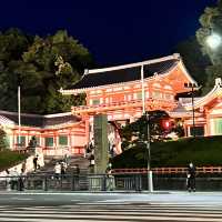 【京都】ライトアップが美しい夜の祇園
