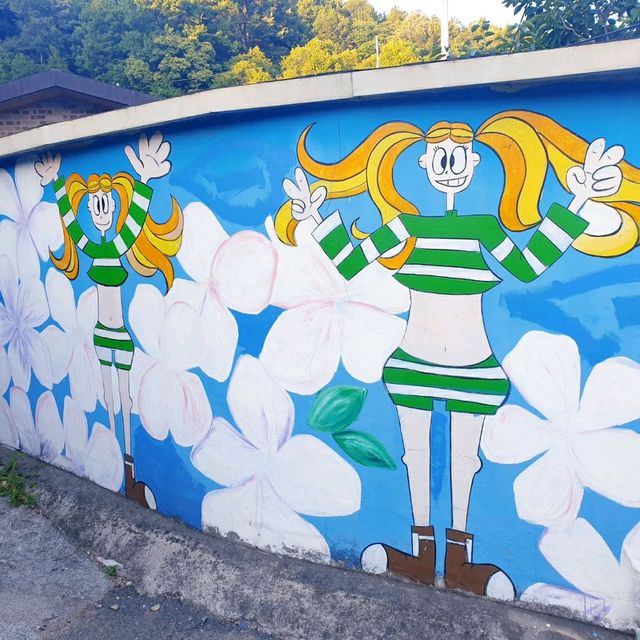 Jan Mural Village 