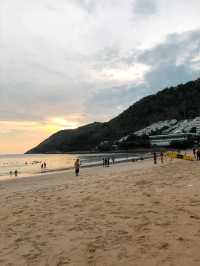 Vibe ดีๆที่หาดในหาน