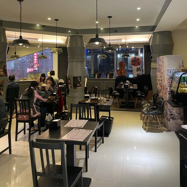 映港式茶餐廳 🖌 西門町的平價茶餐廳🍴