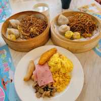 充滿度假風情的早餐🍜