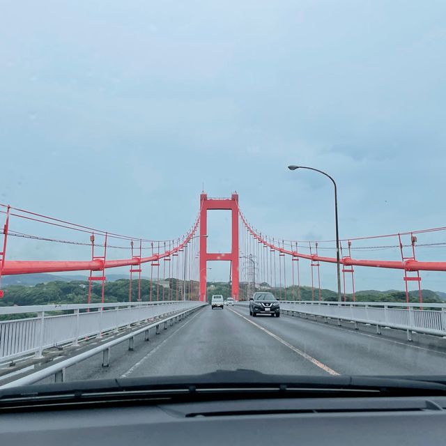 【長崎県】赤レンガづくりの教会へ。