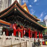 Wong Tai Sin Temple: An intriguing mix of colours and calm in Hong Kong