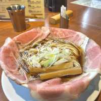 大阪/心斎橋【🍜ラーメン大戦争　せんば心斎橋店】