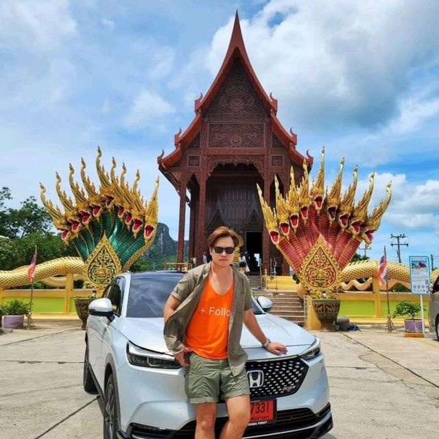 วัดอ่าวน้อย ____พระอุโบสถไม้สักทอง____