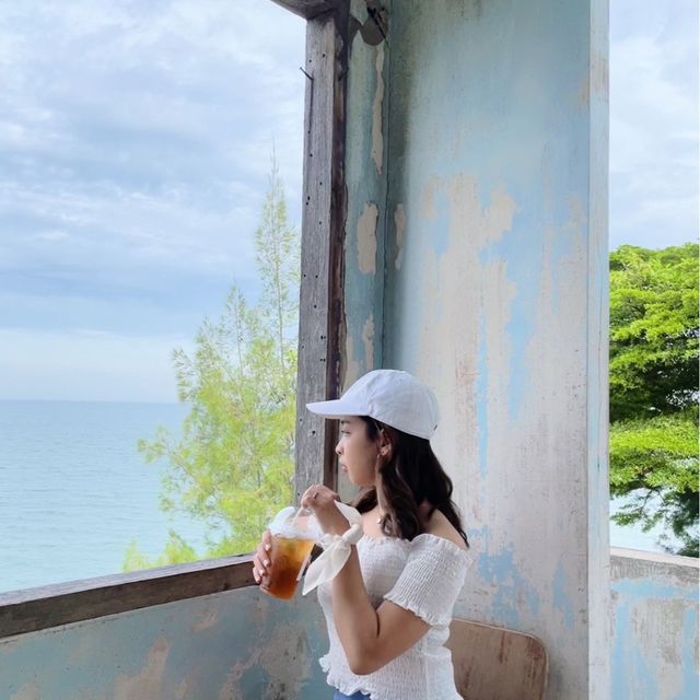 hidden lab คาเฟ่ไม่ลับริมหาดบางแสน 🌊🥤🧋