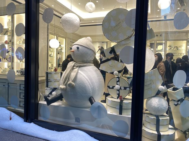 東京・丸の内。『Marunouchi Street Park 2022 Winter』