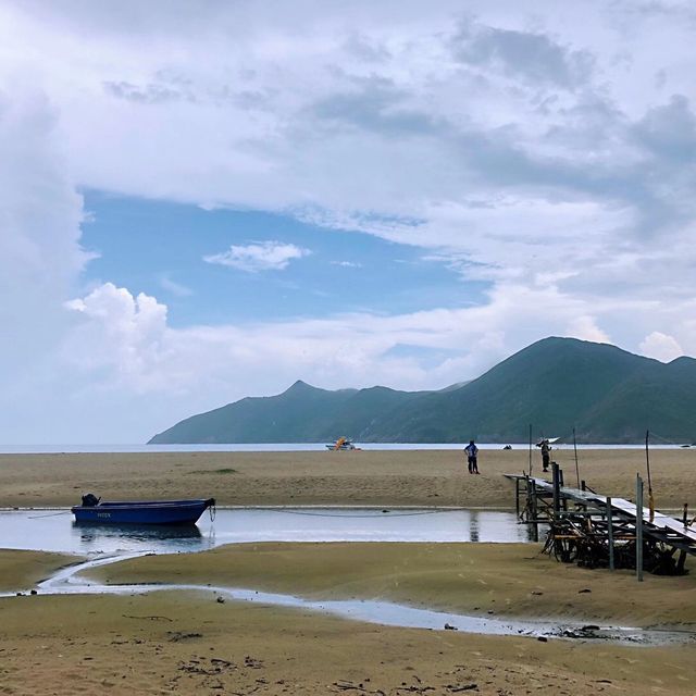 鹹田灣地標：破木橋