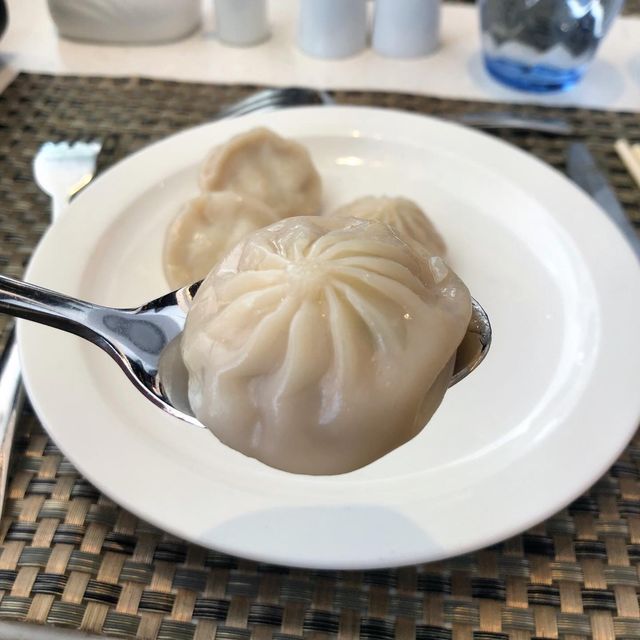 平實旺角自助餐