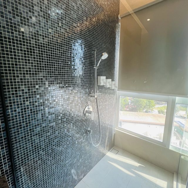 Luxury with Affordability !!