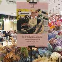 Floral Cafe in the heart of Orchard