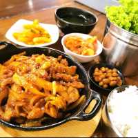 ฟินกับอาหารเกาหลีสุดอร่อย ที่ Hongdae Station 