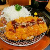 Aso Tonkatsu ข้าวหมูทอดร้านโปรด 