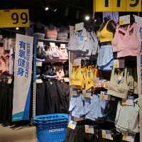 全港最大最多款式運動用品嘅Decathlon