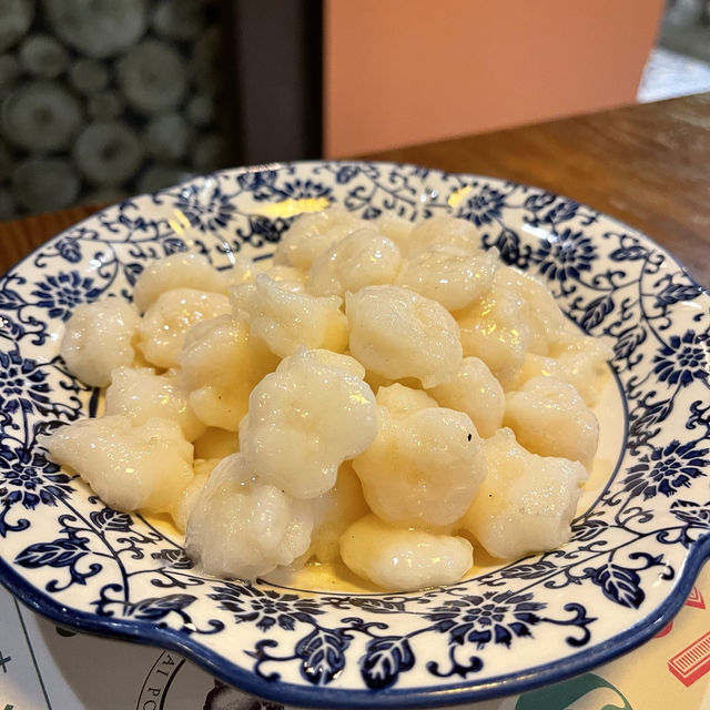 《用刀叉🍴食既上海菜. 必食松子魚》