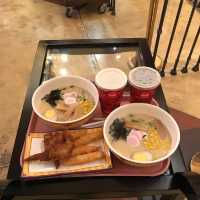 🇭🇰 Disneyland food court