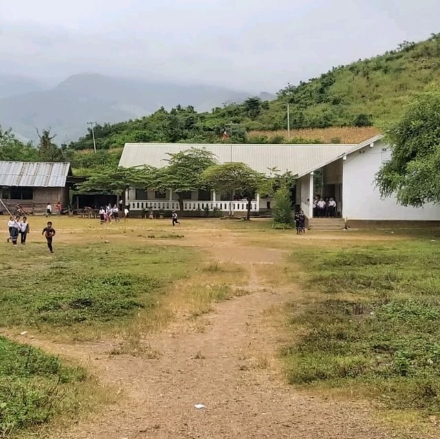 어느 시골 라옷 산골 마을