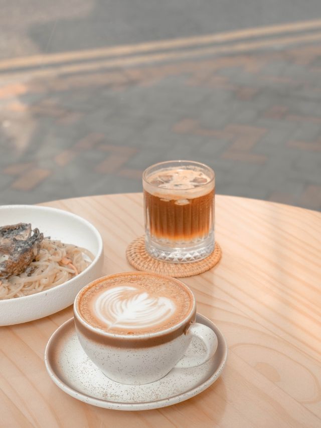 "紅磡新開Cafe"