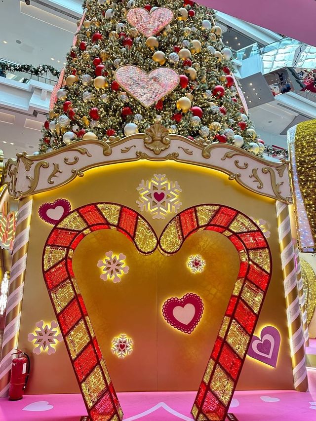Hearty Christmas at Festival Walk Hearty Christmas at Festival Walk