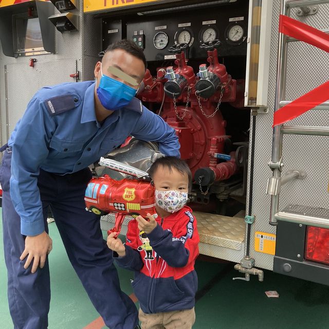 《超熱鬧~西灣河消防局開放日🎉》 《超熱鬧~西灣河消防局開放日🎉》