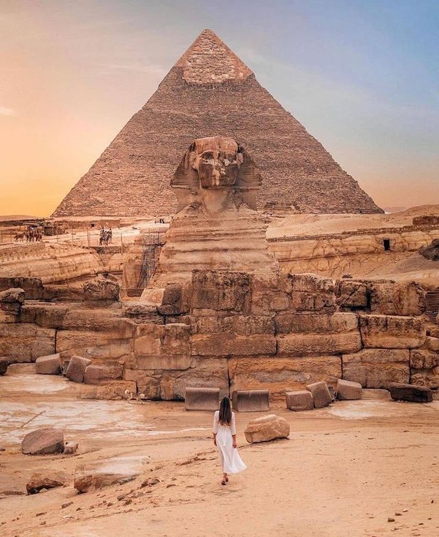 In 2023, let's go to Egypt! 🇪🇬 Explore the mysteries of the pyramids.