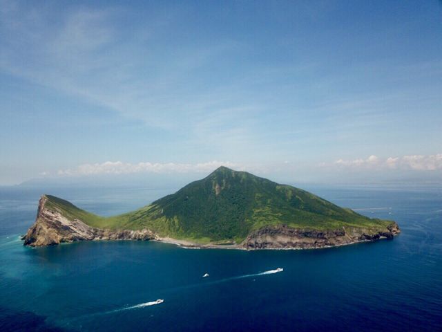 【2024 龜山島開放登島】賞鯨一日遊、登島申請、牛奶海SUP | 龜山島