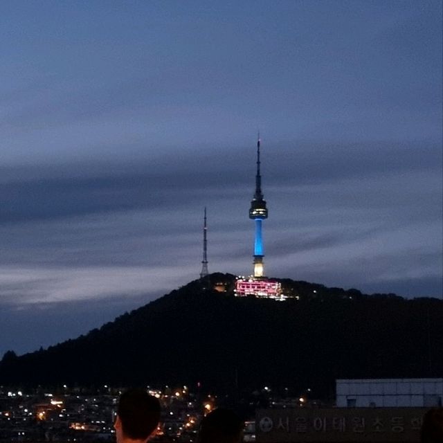 녹사평역, 나만 알고 싶은 남산타워뷰 루프탑 바 [고집]🥂