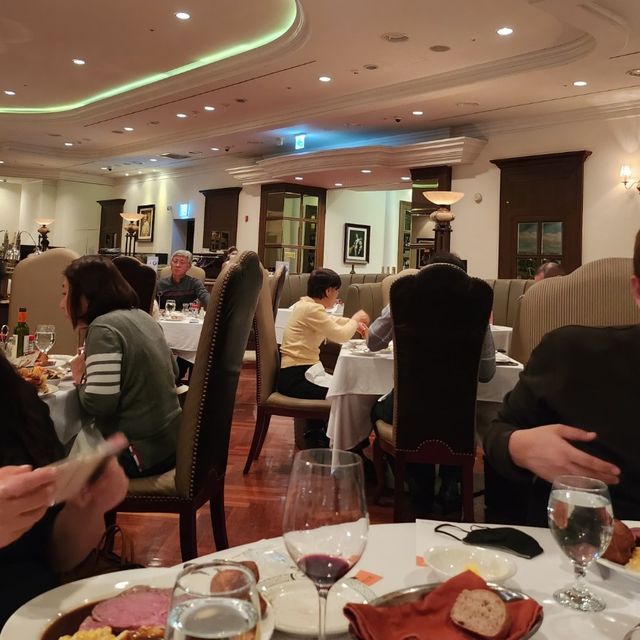 고메위크로 만나는 천상의 맛, 로리스더프라임립🥩