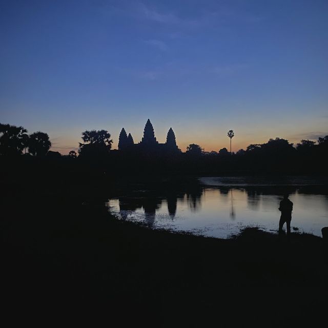 Angkor Wat Sunrise & Sunset 