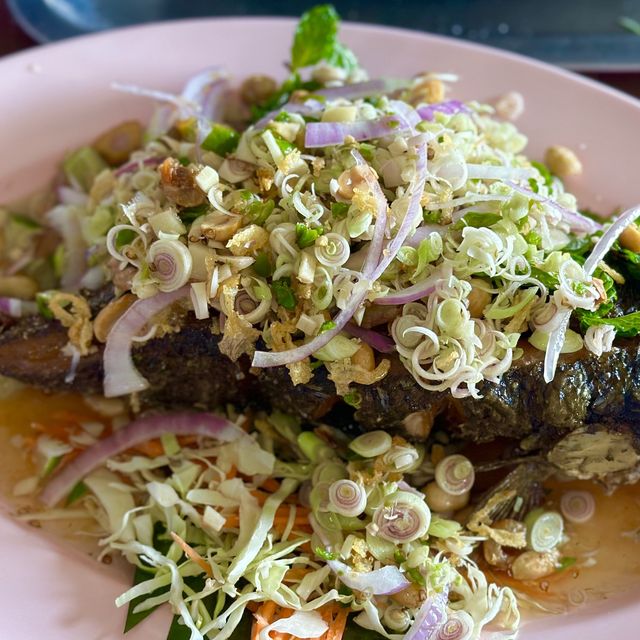 ร้านอาหารครัวนะจ๊ะ บางปู รสชาติดี ราคามิตรภาพ