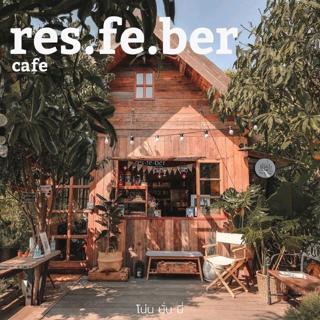 Resfeber Cafe คาเฟ่ธีมแคมป์ปิ้งที่ปทุมธานี