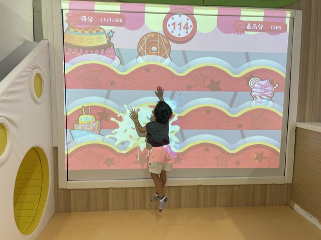 全日任玩夢幻樂園！超過15種遊玩設施，$100起超級放電～