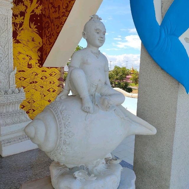 วัดนอกปากทะเล