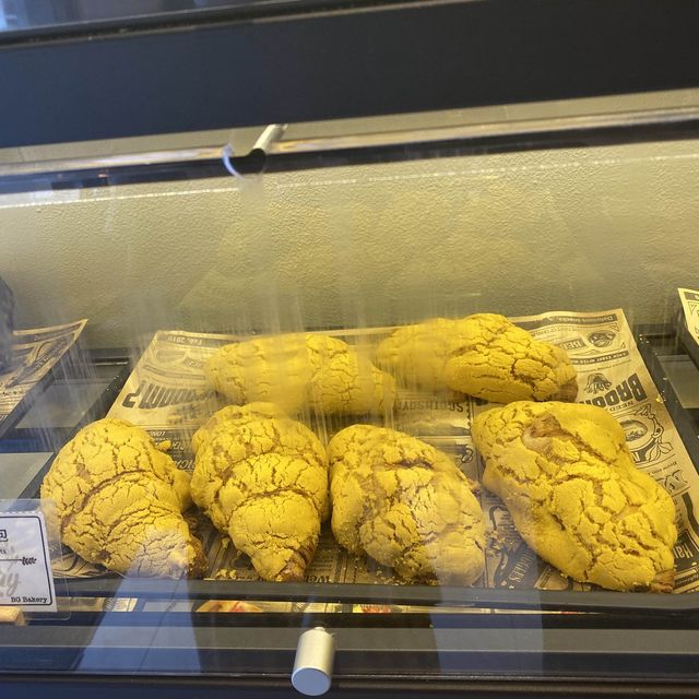 多款口味嘅法包布丁