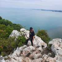 Bukit Batu Putih Hiking Trail