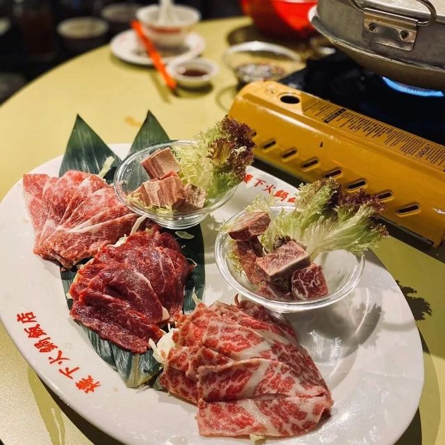 銅鑼灣超cool大排檔火鍋~「樓下」打邊爐la 銅鑼灣超cool大排檔火鍋~「樓下」打邊爐la