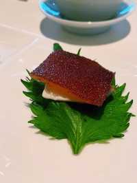 Find dining at Lung King Heen 