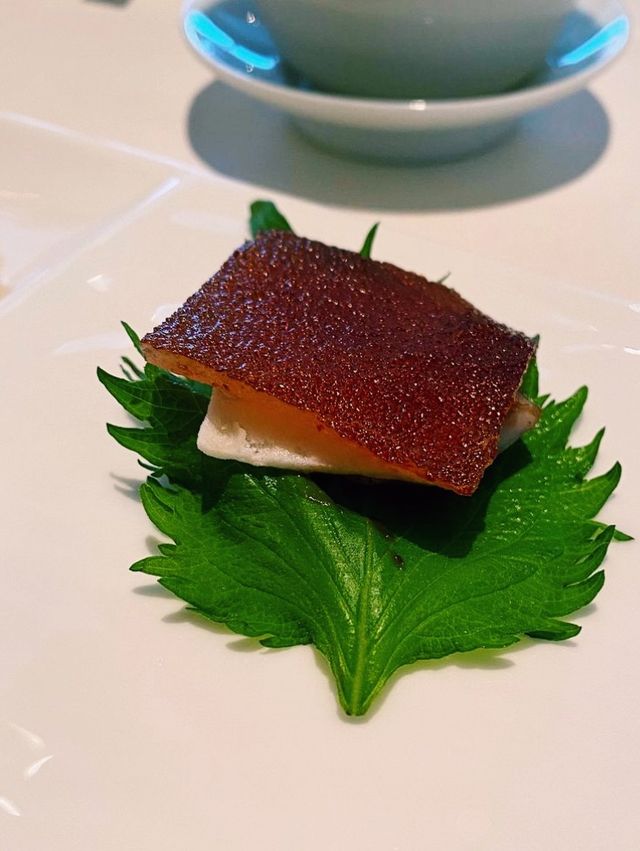 Find dining at Lung King Heen 