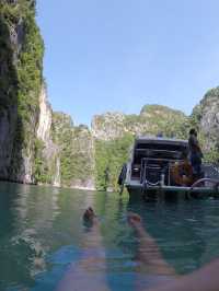 泰國旅遊景點 phi phi island｜李奧納多電影拍攝景點～