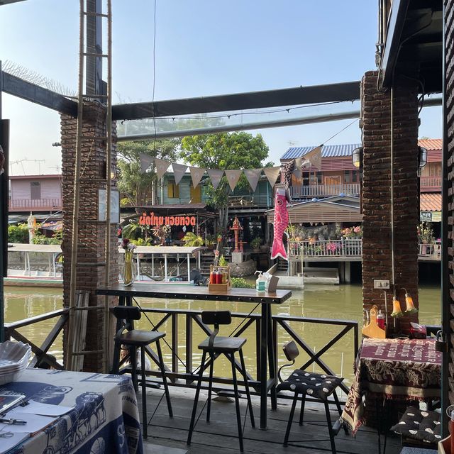 คาเฟ่ชิกๆ ข้ามคลองคาเฟ่ @สามโคก 🥰🥰