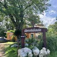 “เคียงวาริน รีสอร์ท” ที่พักติดน้ำตกส่วนตัว สระบุรี