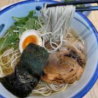 尖沙咀清新的柚子拉麵🍜