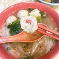 "三才魚蛋粉麵 (銅鑼灣)"