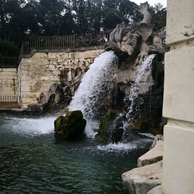Stunning walk in Royal Palace of Caserta! 
