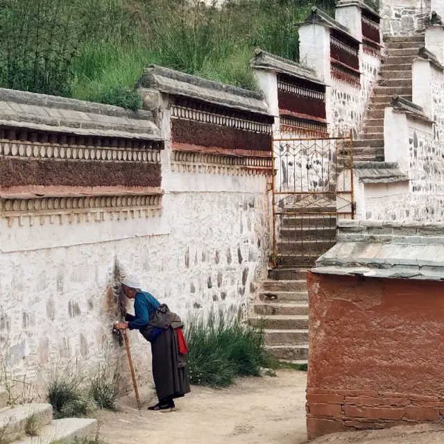 Labrang Tibetan Monastery in South-Gansu