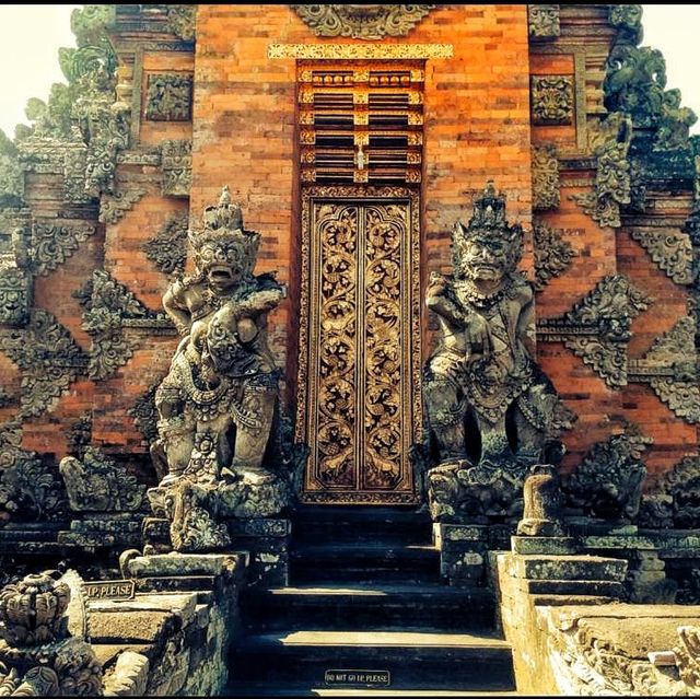 Batuan Temple 