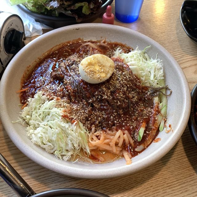 [계속 생각나는 천호 찐맛집 ‘족발선생’]