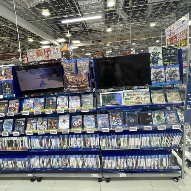 名古屋駅　ビックカメラ