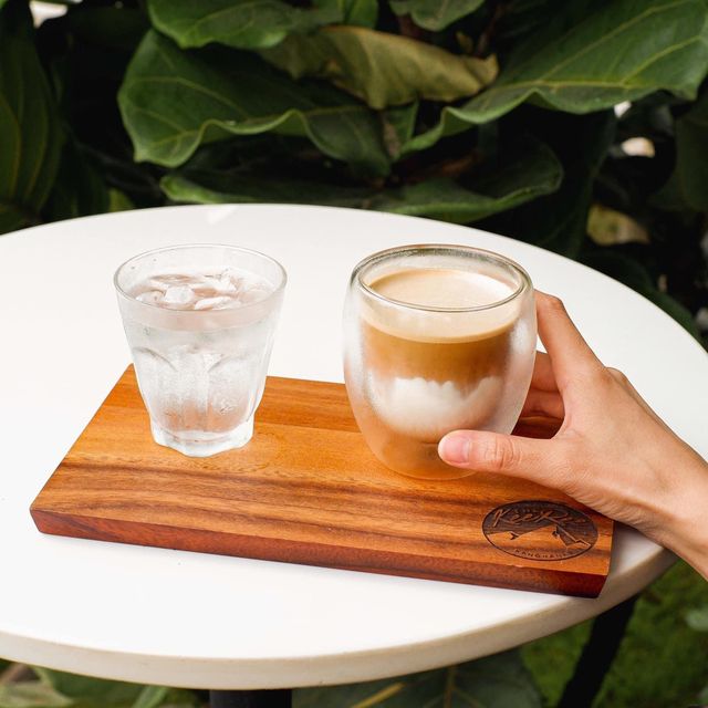 คาเฟ่ท่ามกลางธรรมชาติ 𝑻𝑯𝑬 𝑲𝒆𝒆𝑹𝒆𝒆🌳 